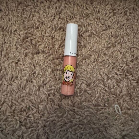NIB MAC Archie’s Girls Lipglass in “Summer Sweetheart” - Picture 5 of 6